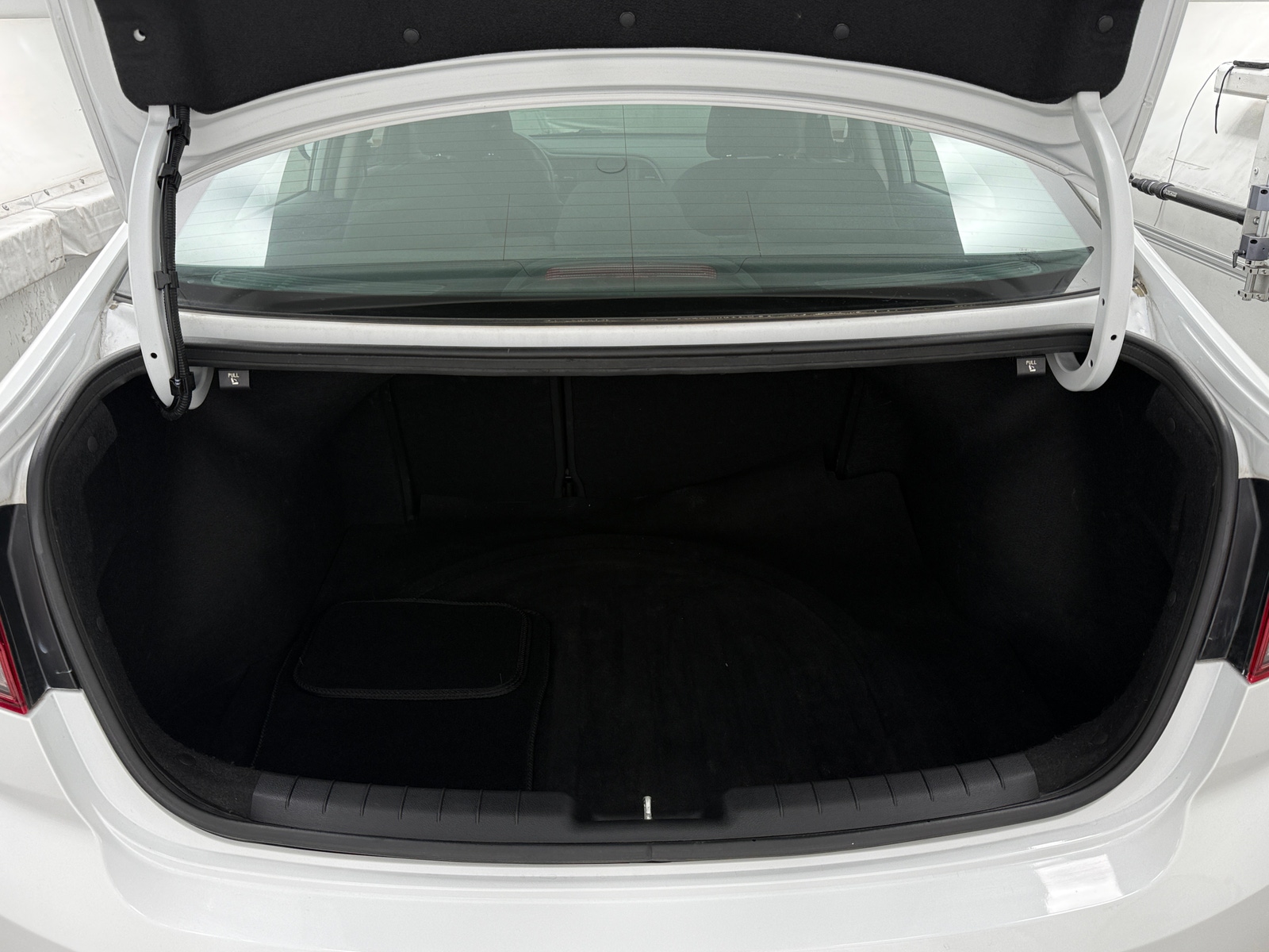 Thumbnail: 2020 Hyundai Elantra - 7