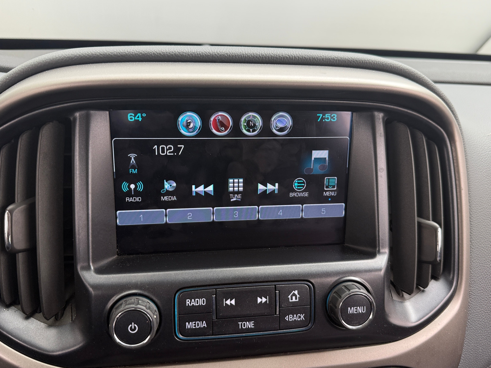 Thumbnail: 2016 Chevrolet Colorado - 4