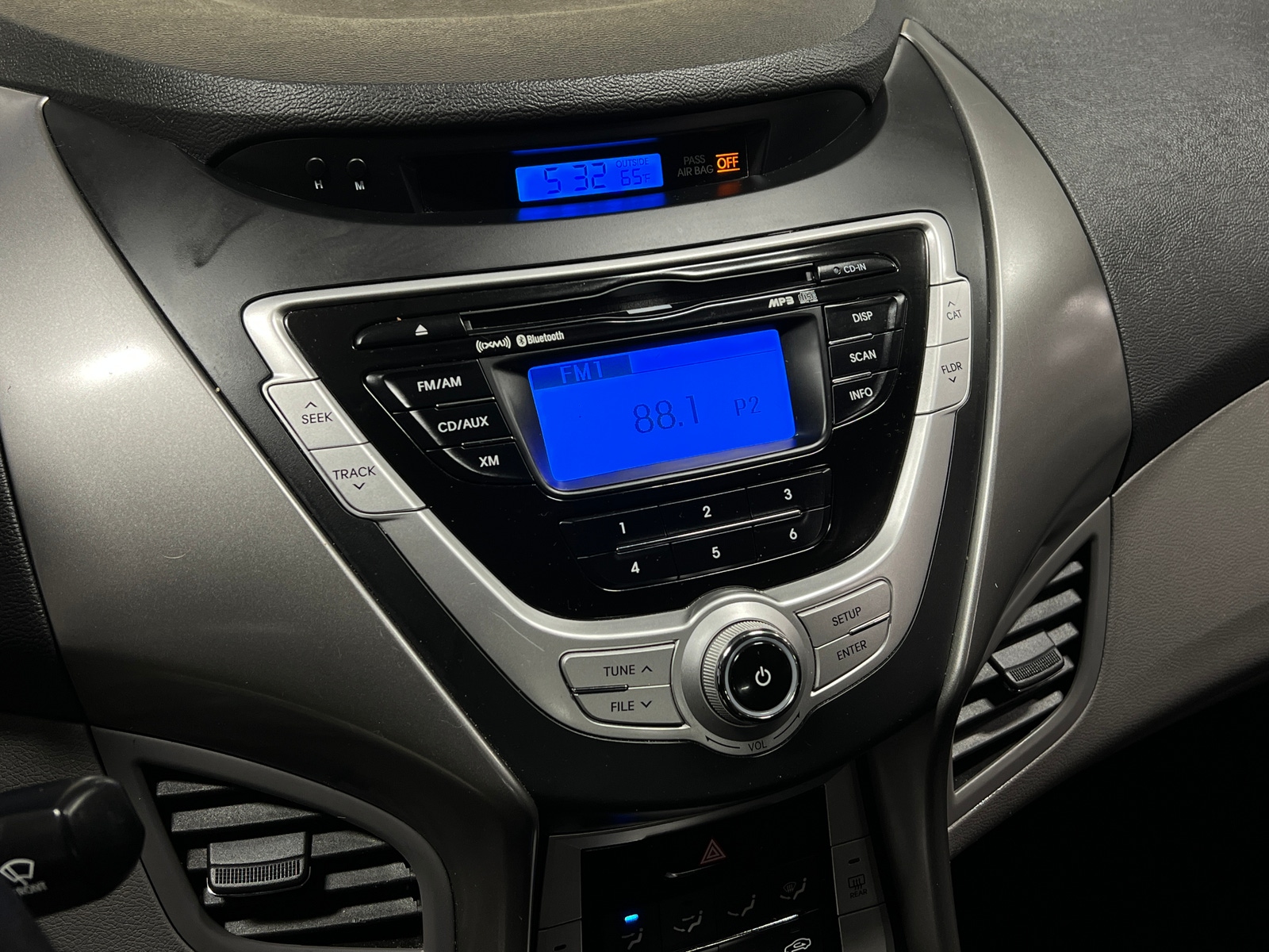 Thumbnail: 2011 Hyundai Elantra - 4