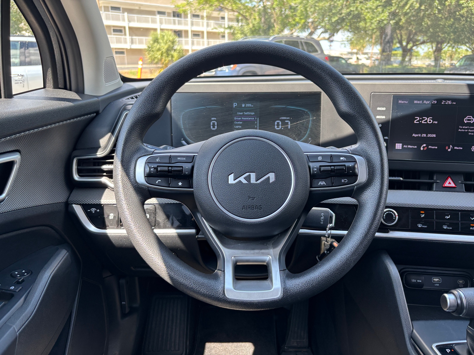 Thumbnail: 2025 Kia Sportage - 5