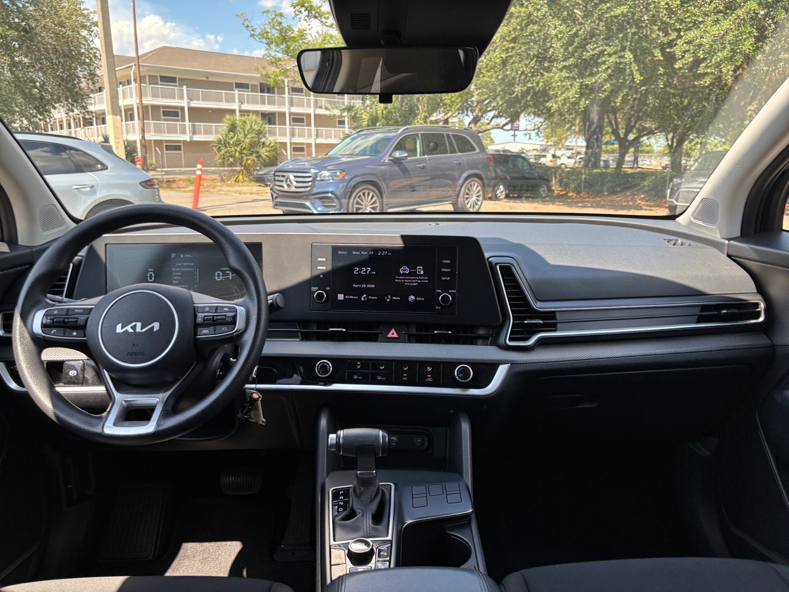 Thumbnail: 2025 Kia Sportage - 3