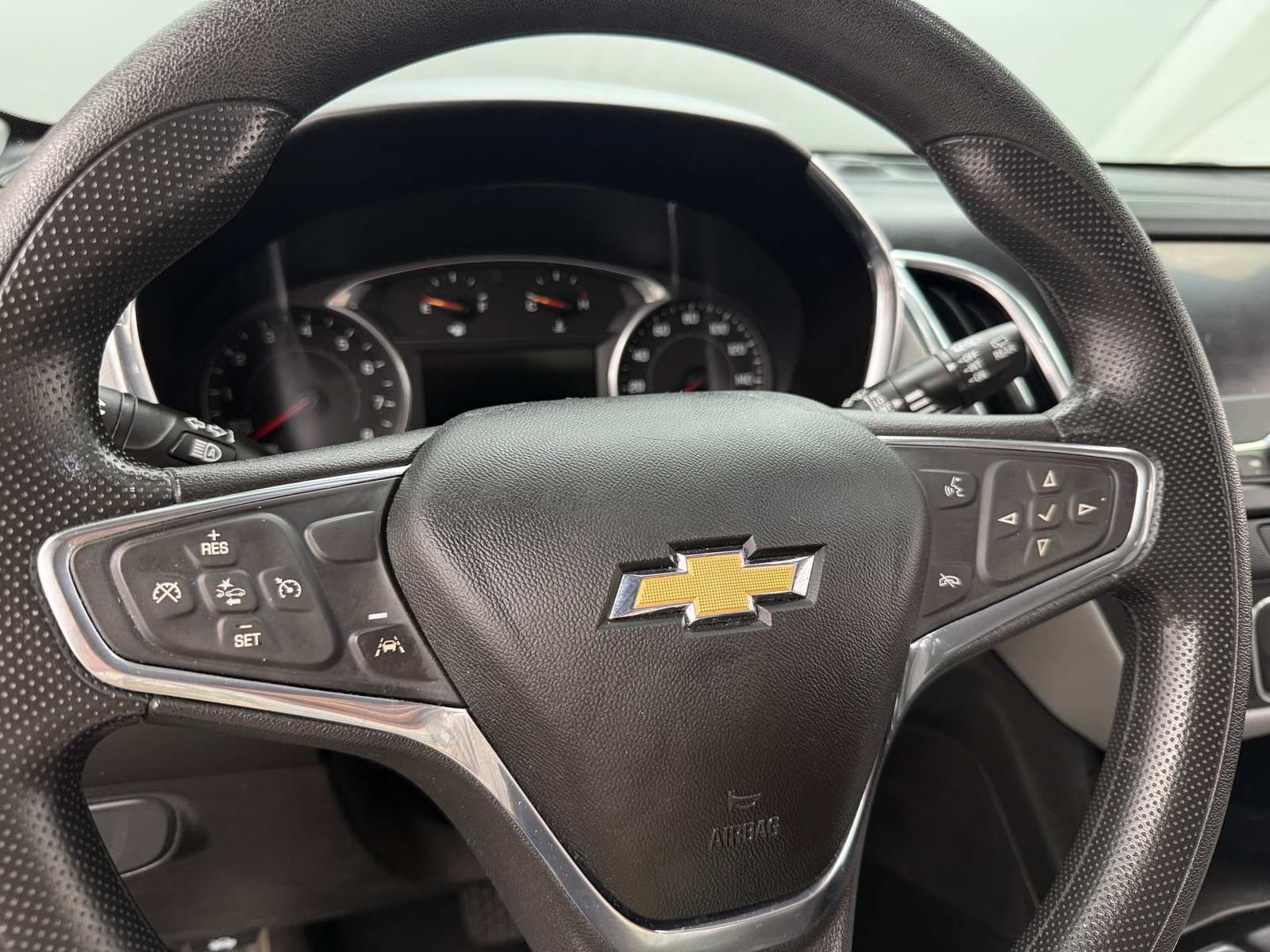 Thumbnail: 2020 Chevrolet Equinox - 5