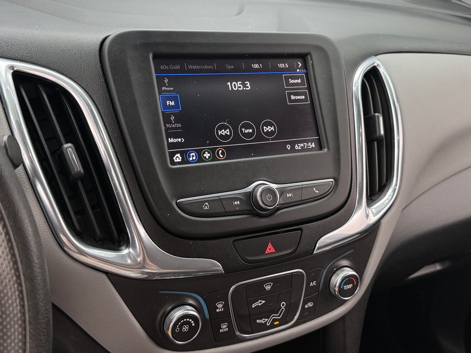 Thumbnail: 2020 Chevrolet Equinox - 4