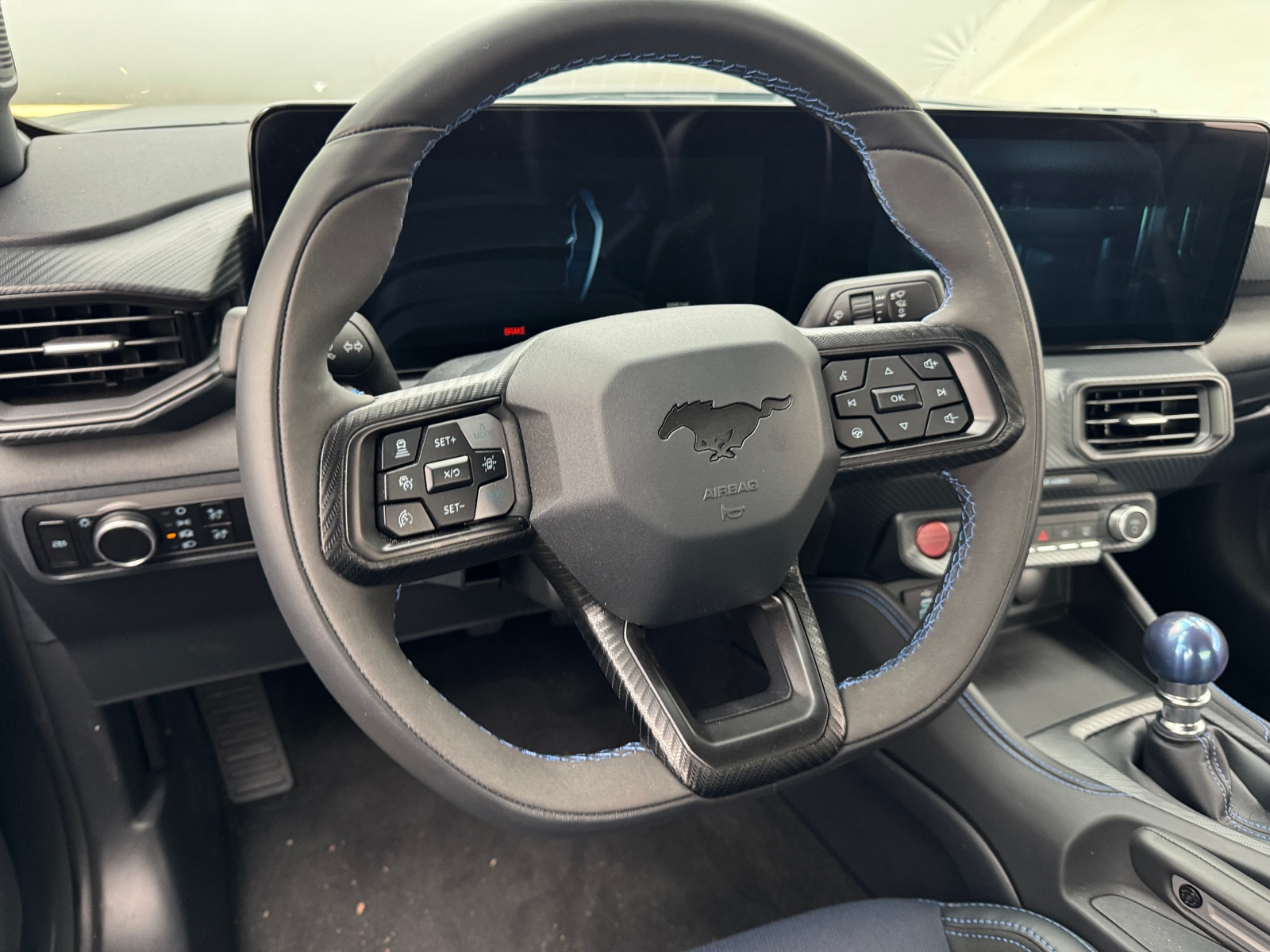 Thumbnail: 2025 Ford Mustang - 4