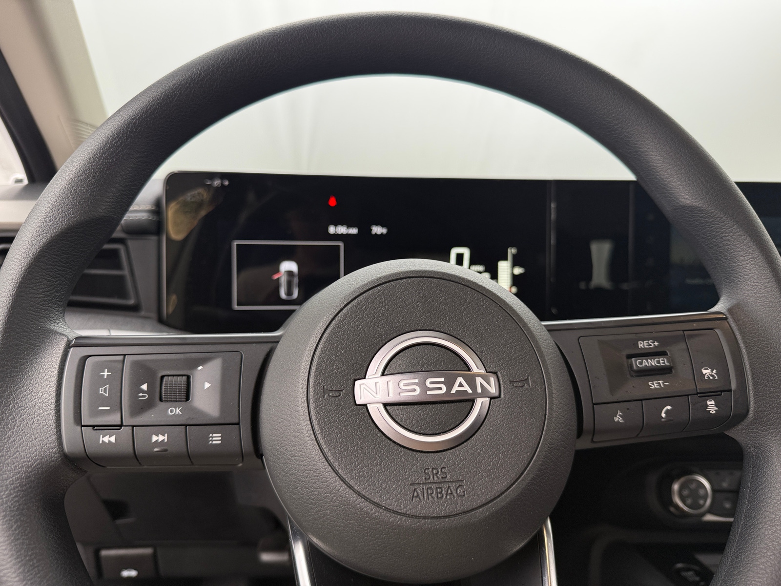 Thumbnail: 2025 Nissan Kicks - 5
