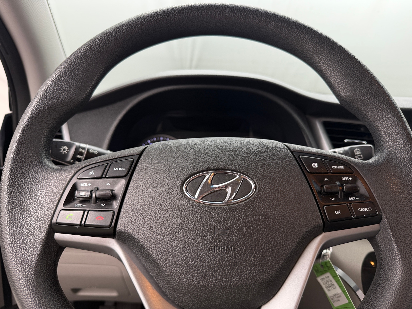 Thumbnail: 2017 Hyundai Tucson - 5