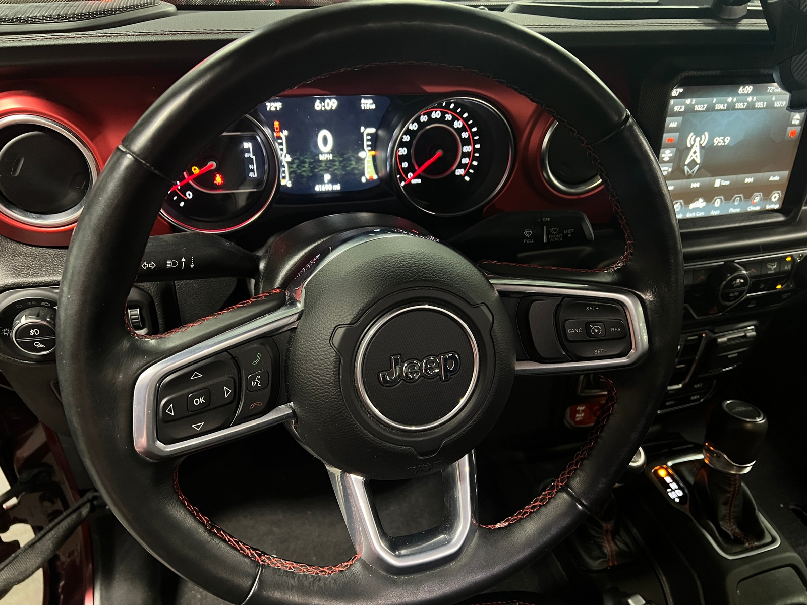 Thumbnail: 2021 Jeep Gladiator - 5