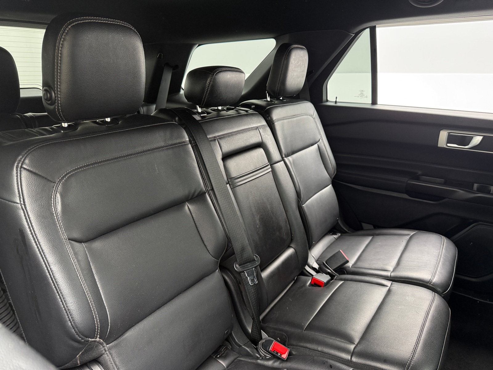 Thumbnail: 2020 Ford Explorer - 5