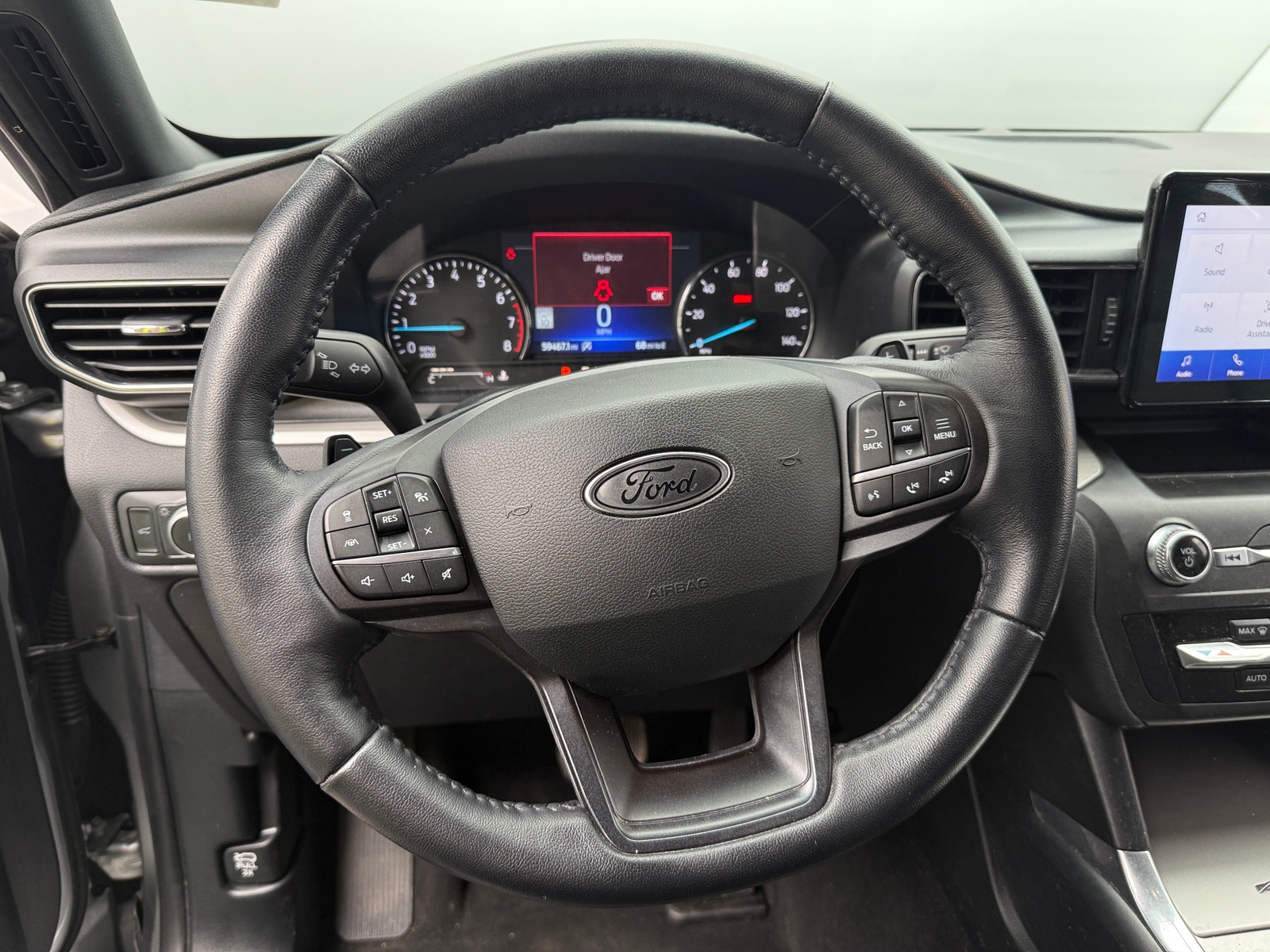 Thumbnail: 2020 Ford Explorer - 4