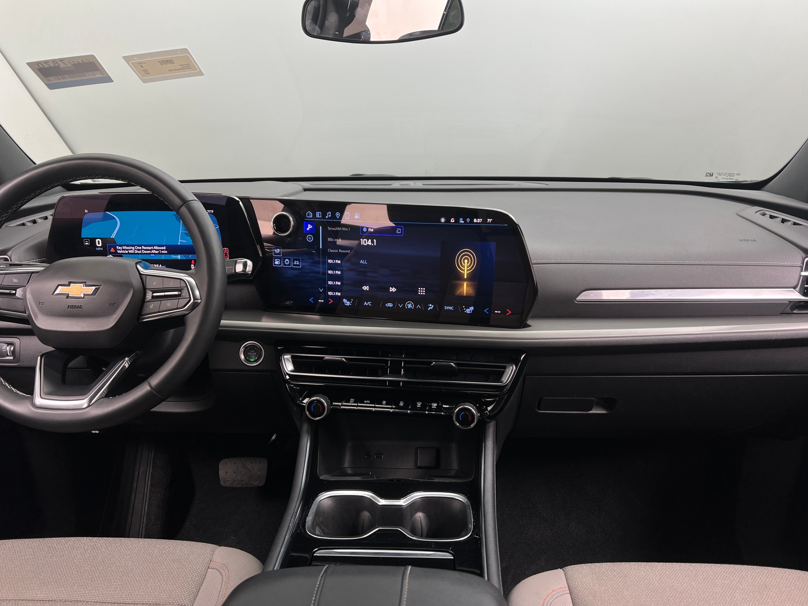 Thumbnail: 2024 Chevrolet Traverse - 3