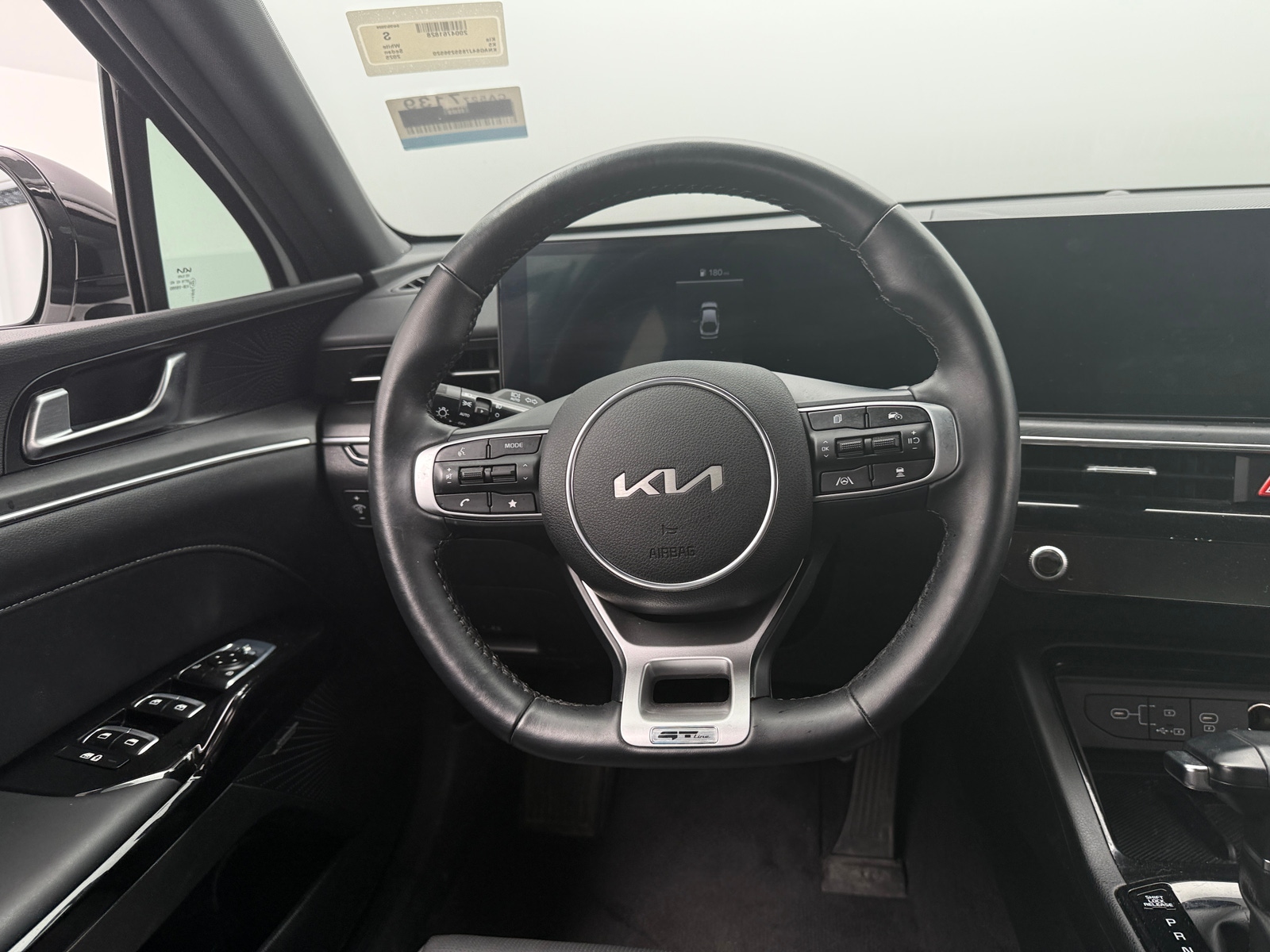 Thumbnail: 2025 Kia K5 - 5
