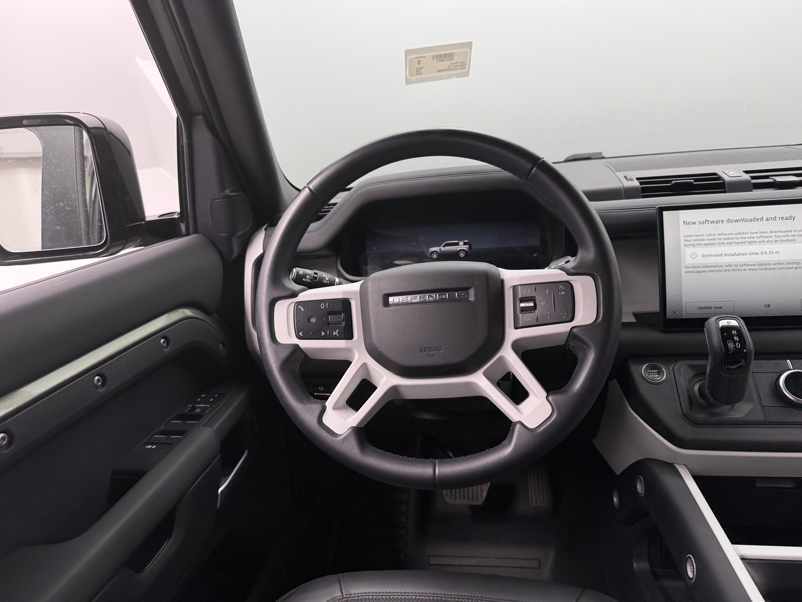Thumbnail: 2025 Land Rover Defender - 4