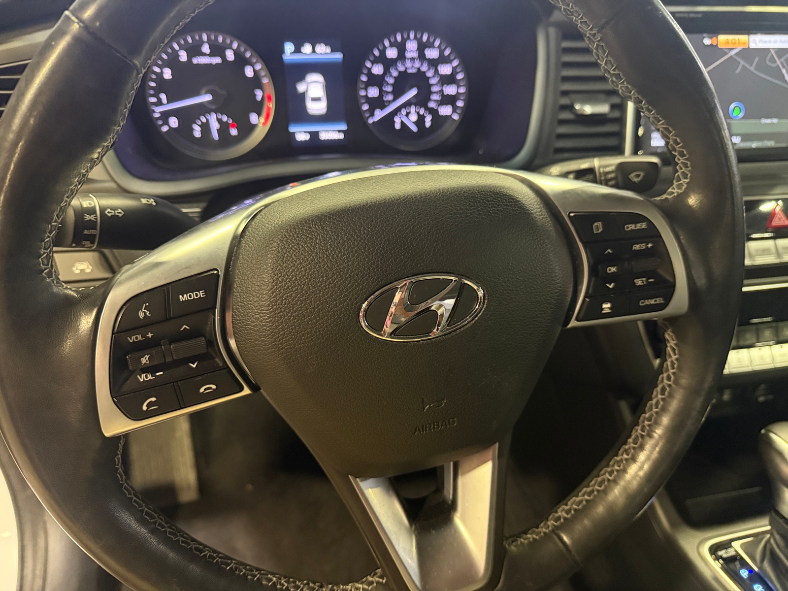 Thumbnail: 2019 Hyundai Sonata - 4