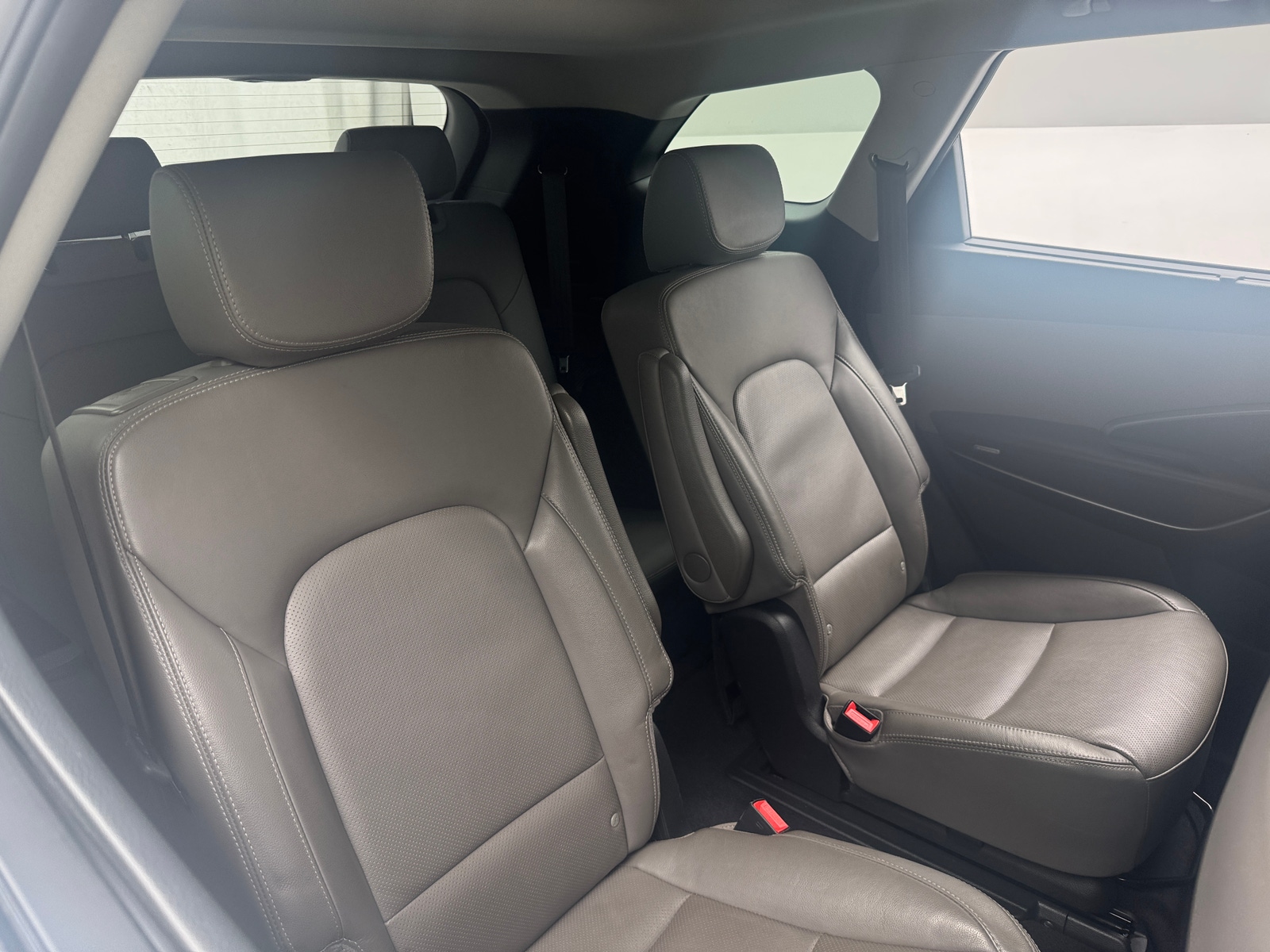 Thumbnail: 2018 Hyundai Santa Fe - 5