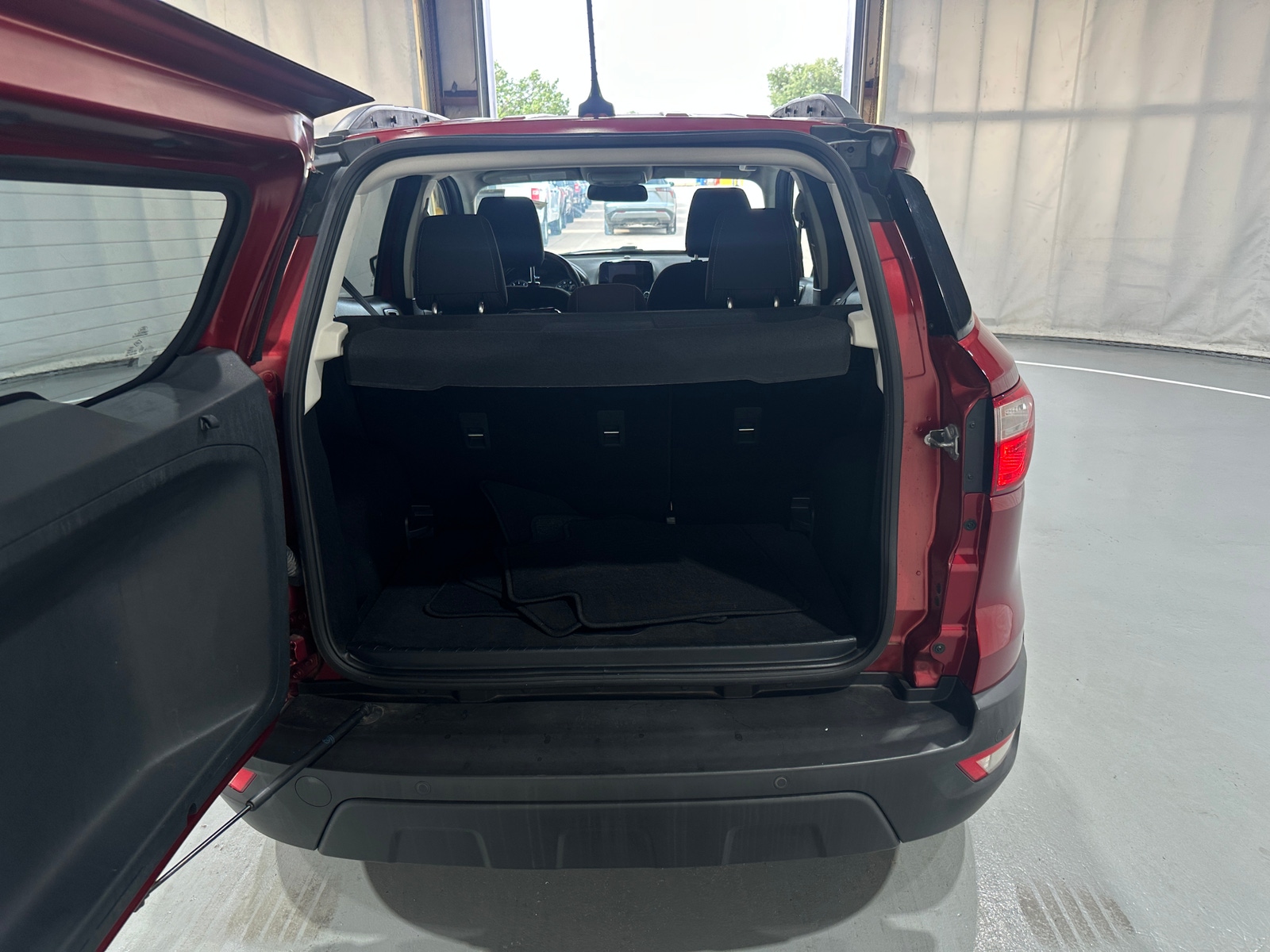 Thumbnail: 2019 Ford EcoSport - 7