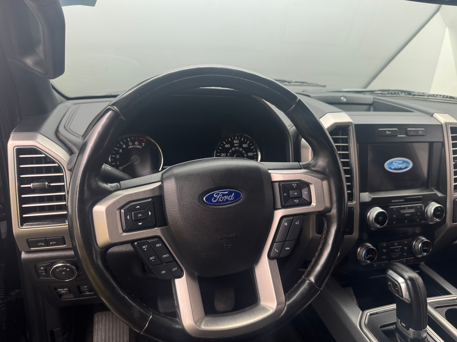 Thumbnail: 2019 Ford Econoline - 4