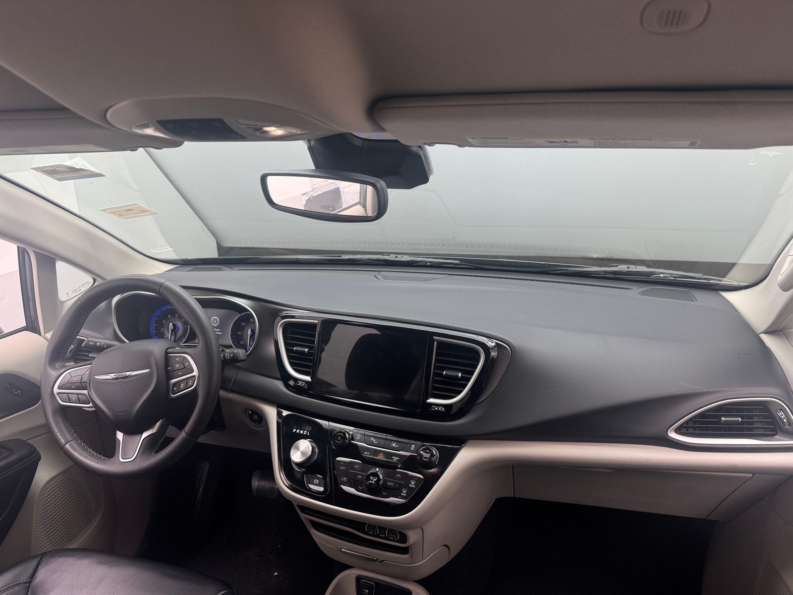 Thumbnail: 2023 Chrysler Pacifica - 2