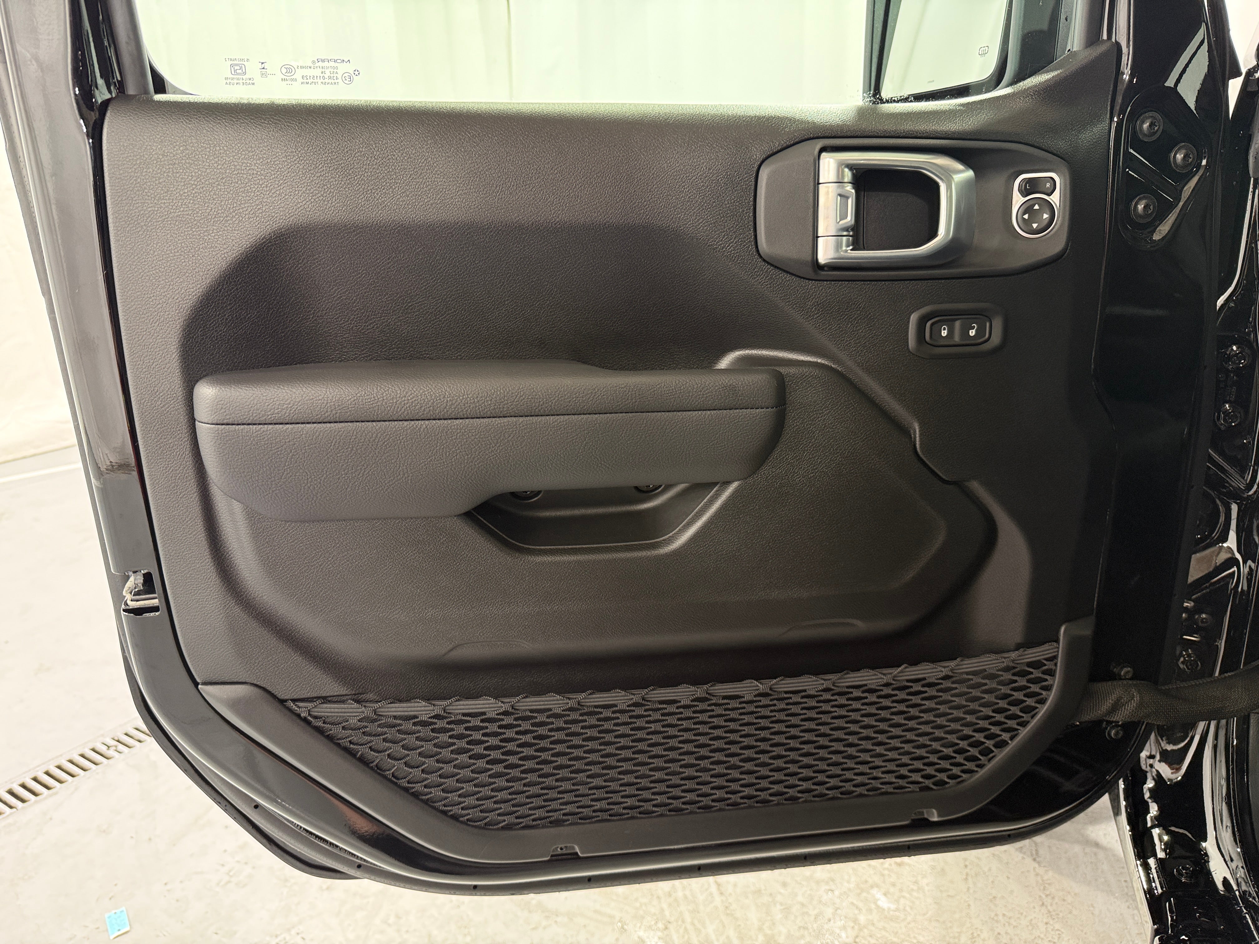 2026 Jeep Gladiator Sport S - Photo 2