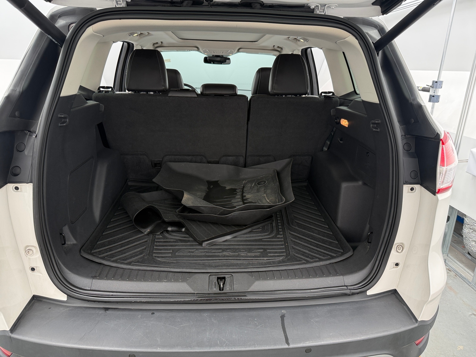 Thumbnail: 2016 Ford Escape - 6