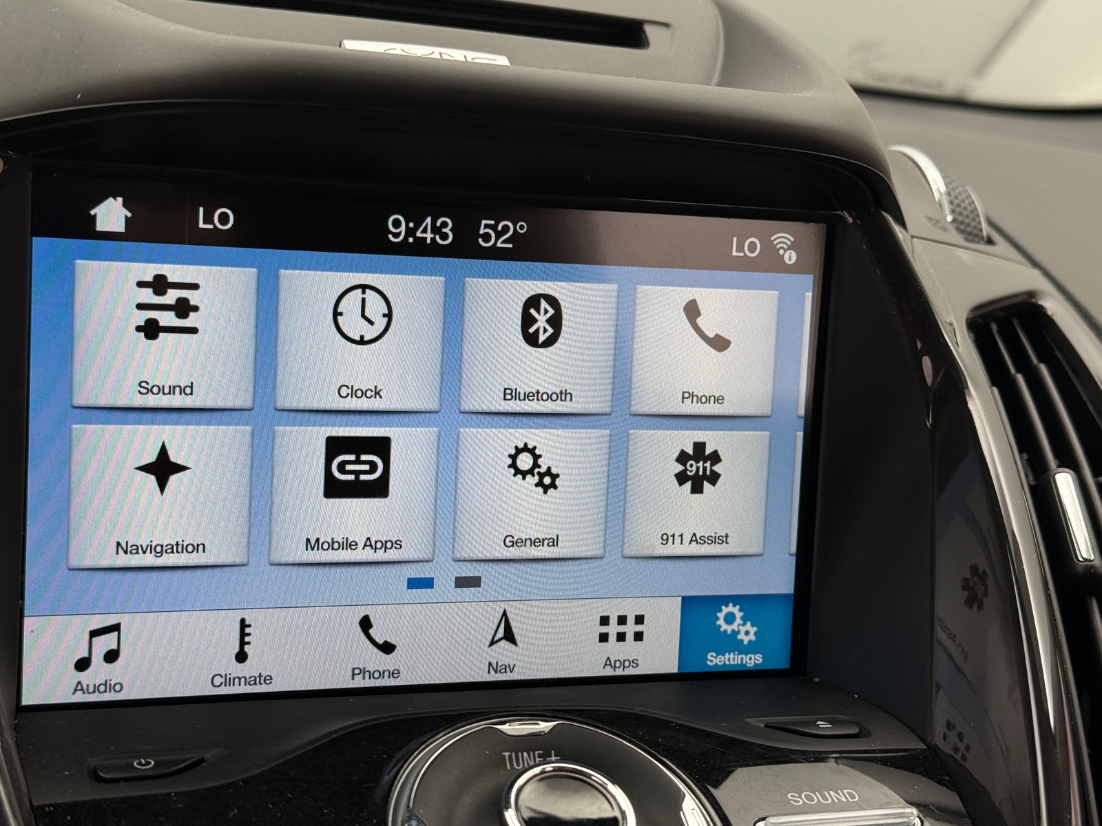 Thumbnail: 2016 Ford Escape - 3