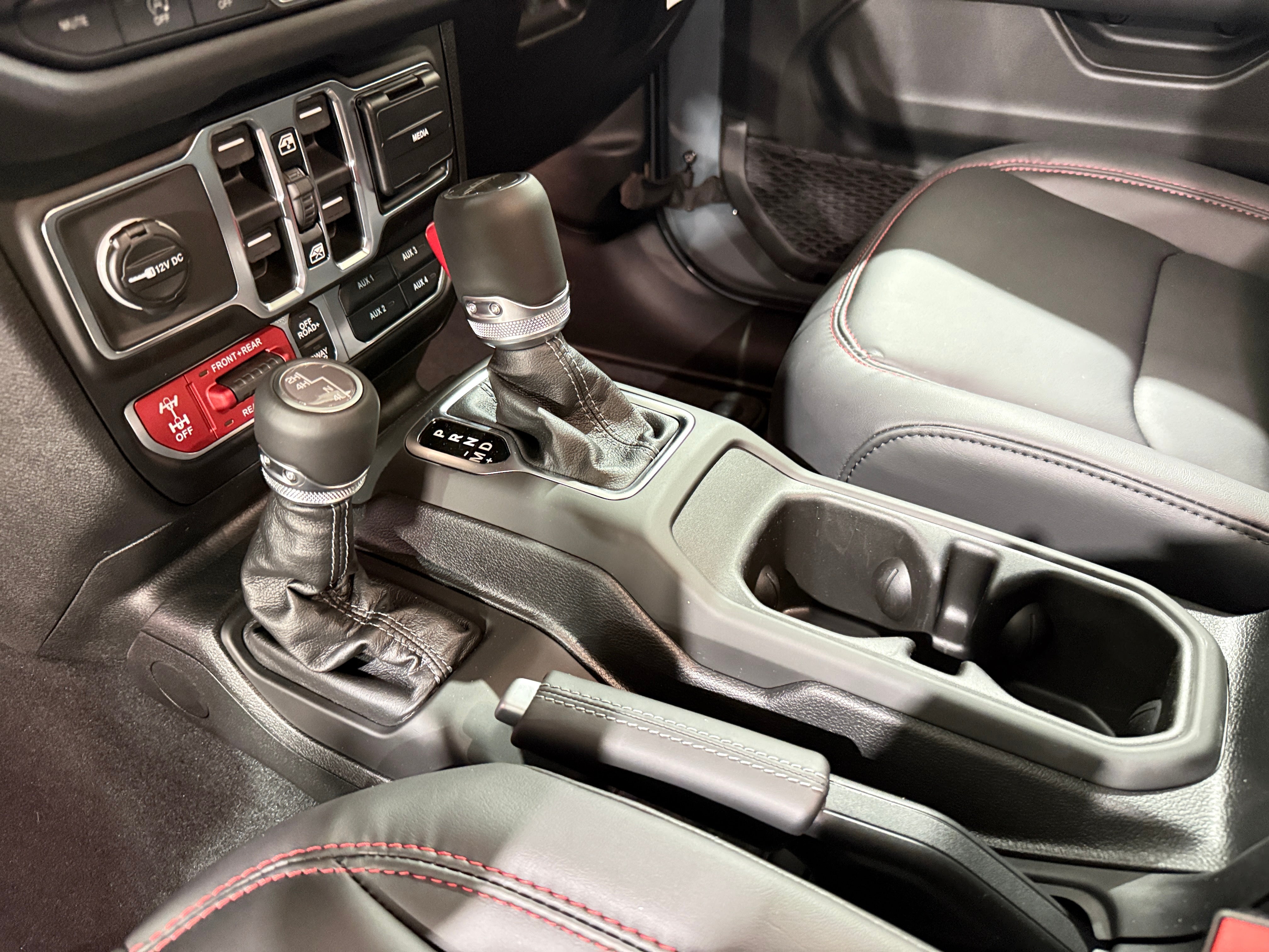 2026 Jeep Gladiator Rubicon Auto's photo