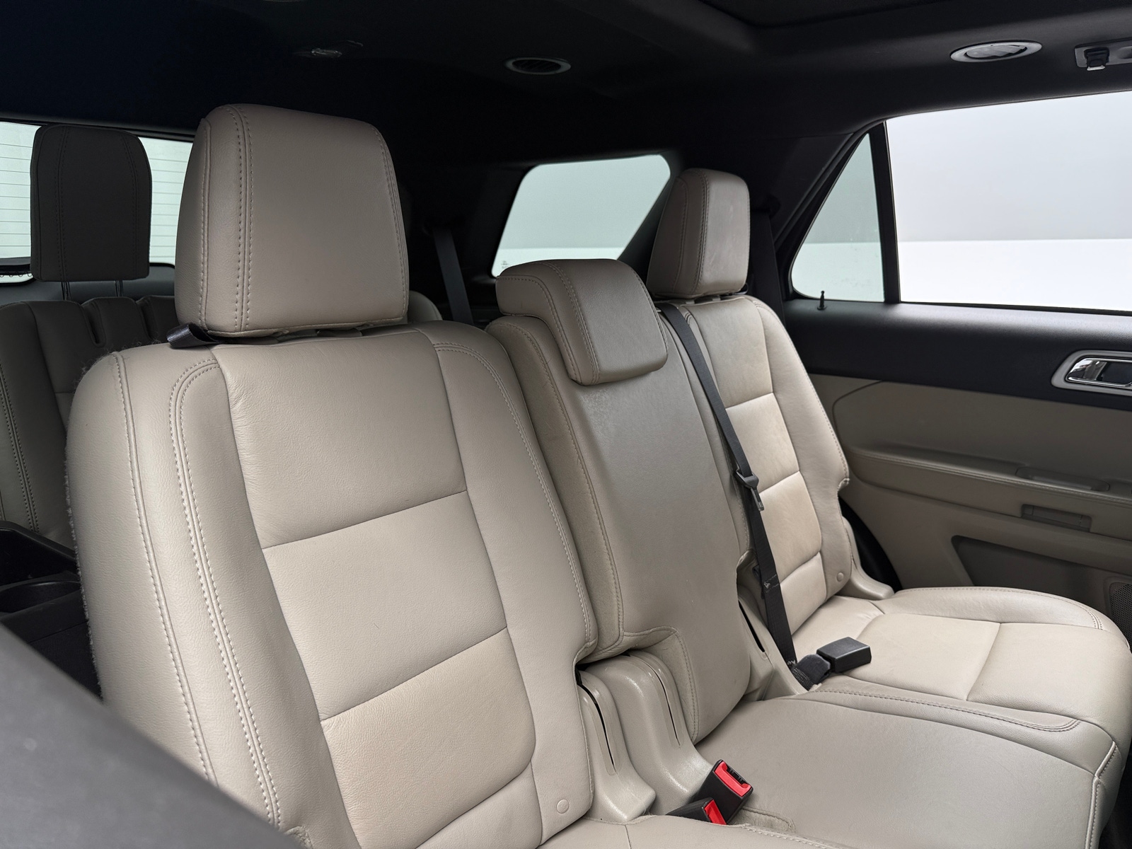 Thumbnail: 2015 Ford Explorer - 6