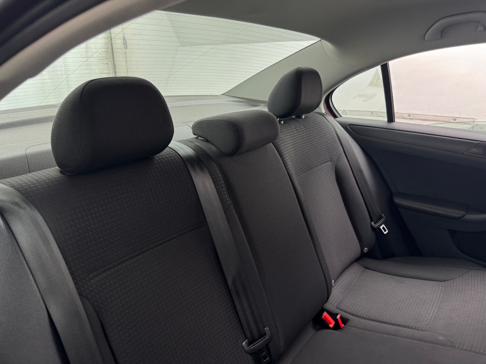 Thumbnail: 2016 Volkswagen Jetta - 6