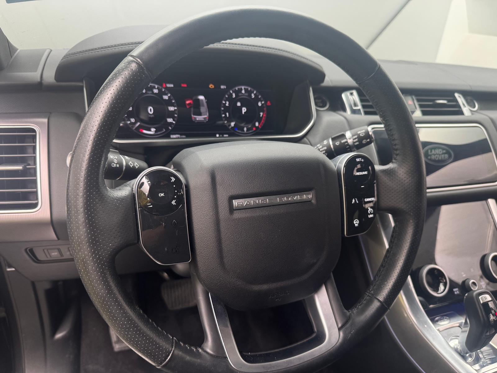 Thumbnail: 2020 Land Rover Range Rover Sport - 4