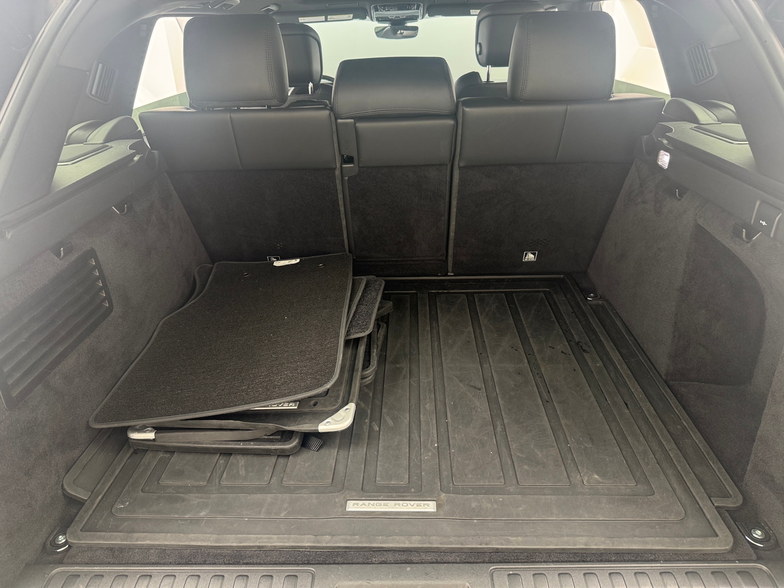 Thumbnail: 2020 Land Rover Range Rover Sport - 6