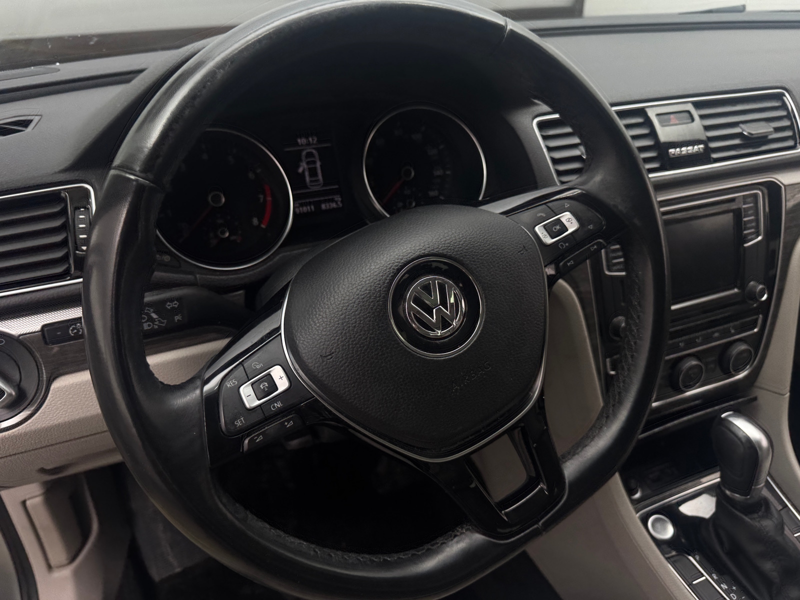 Thumbnail: 2018 Volkswagen Passat - 4