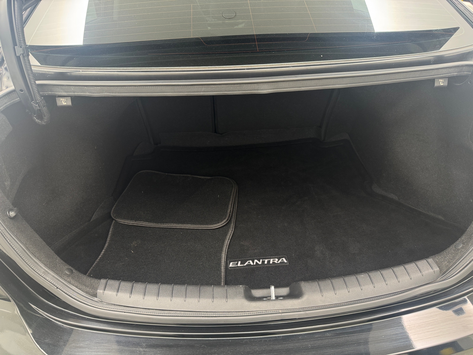 Thumbnail: 2018 Hyundai Elantra - 7