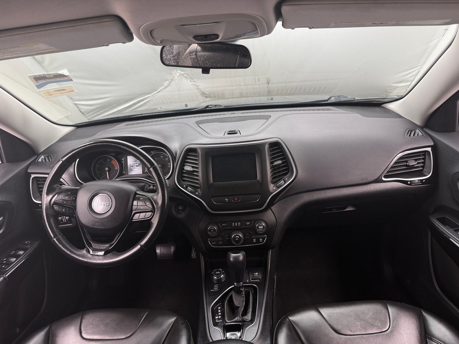 Thumbnail: 2019 Jeep Cherokee - 3