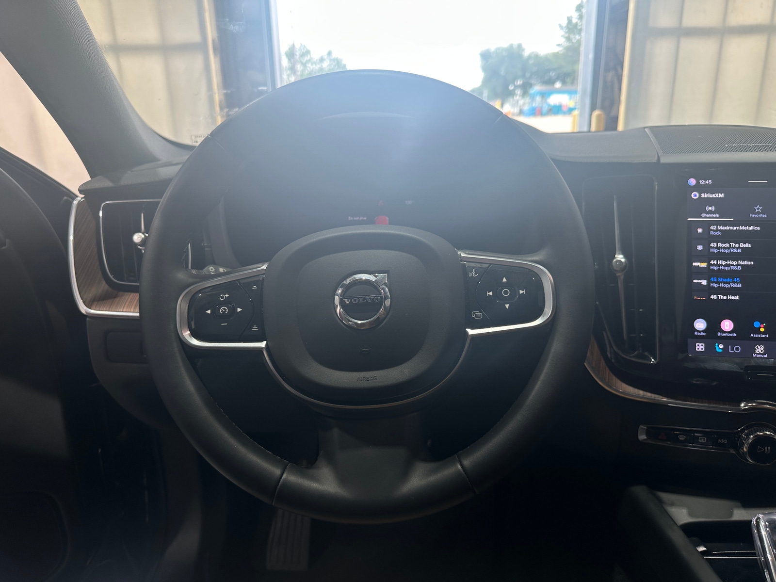 Thumbnail: 2023 Volvo XC60 - 4