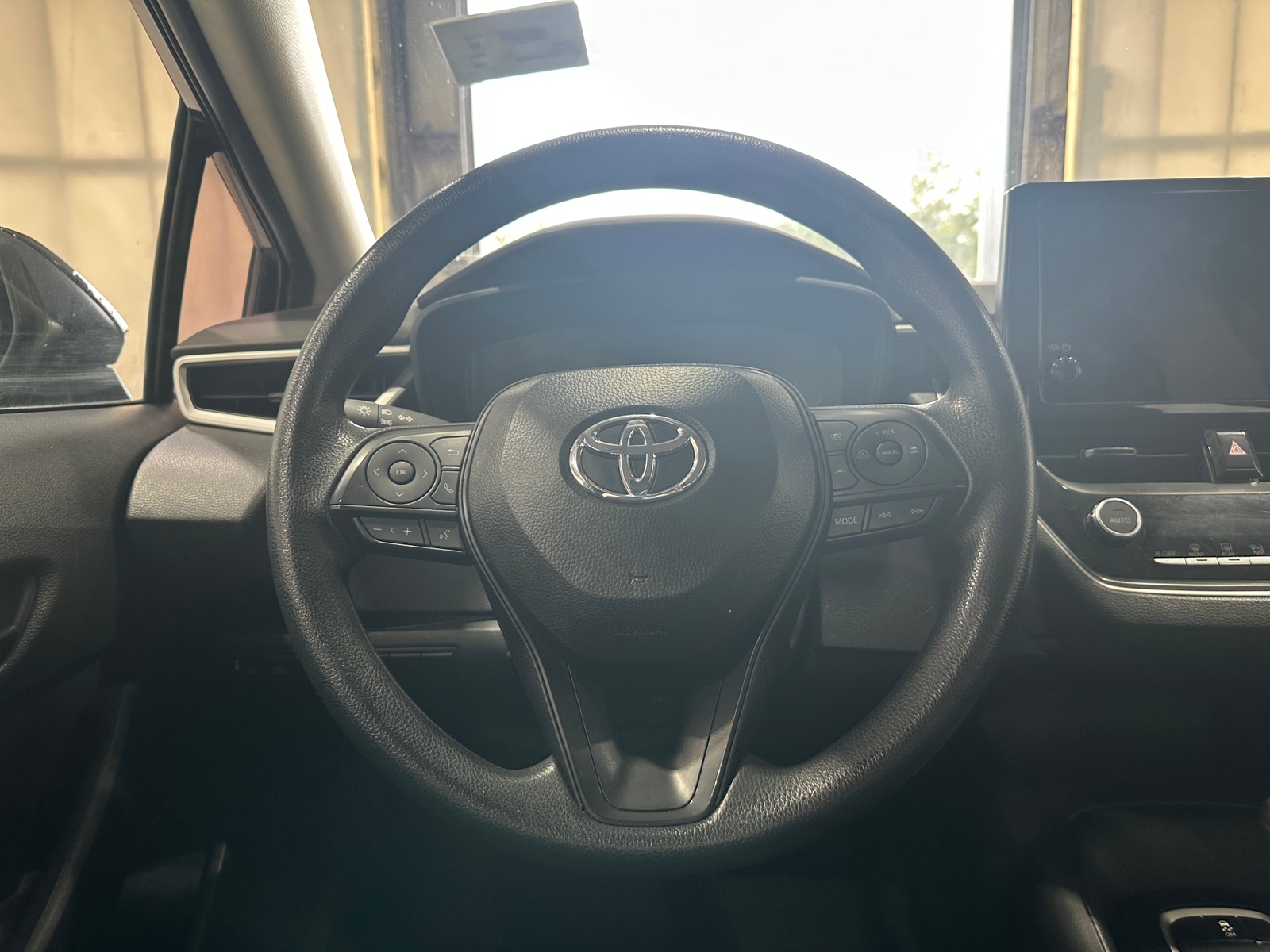 Thumbnail: 2025 Toyota Corolla - 5