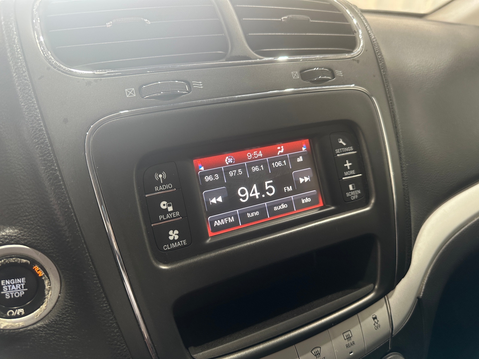 Thumbnail: 2020 Dodge Journey - 4