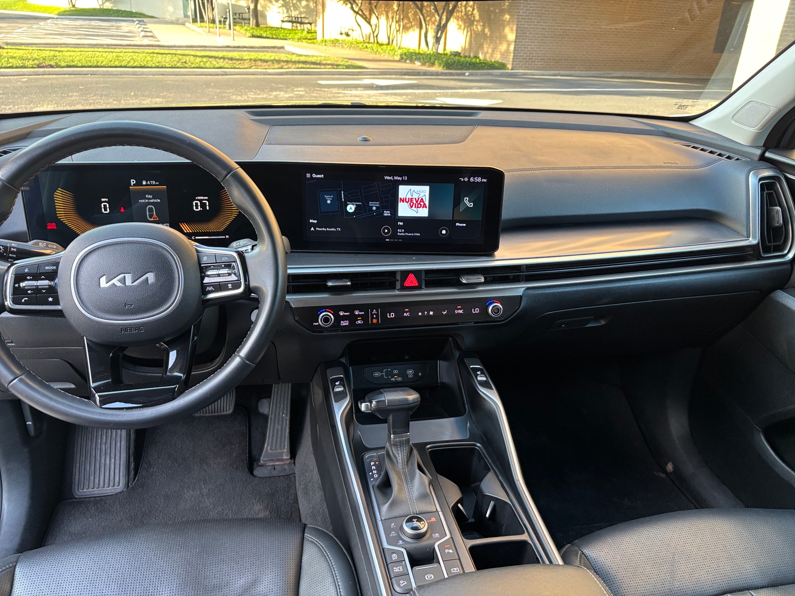 Thumbnail: 2024 Kia Sorento - 2