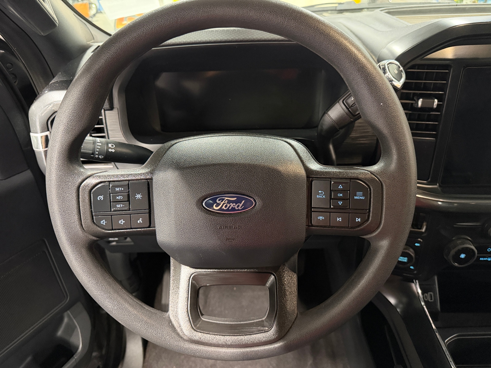 Thumbnail: 2025 Ford Econoline - 5