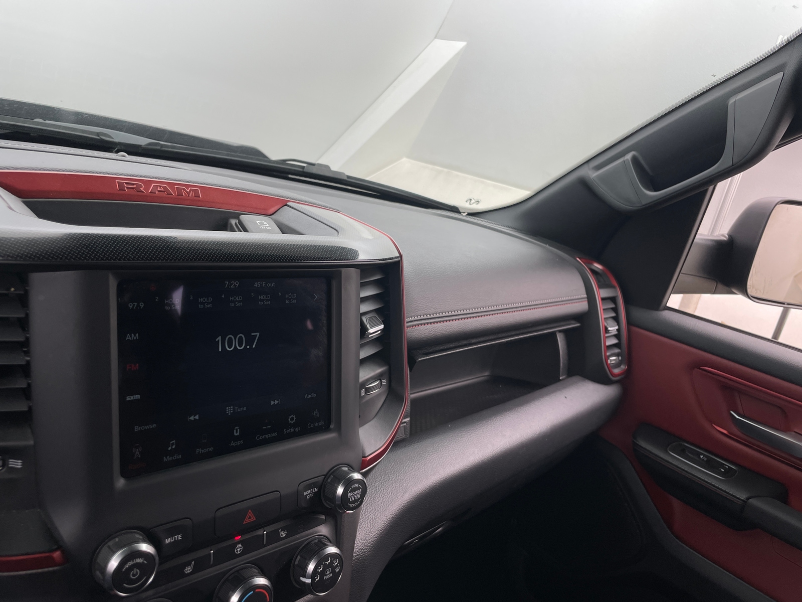 Thumbnail: 2020 RAM 1500 - 4