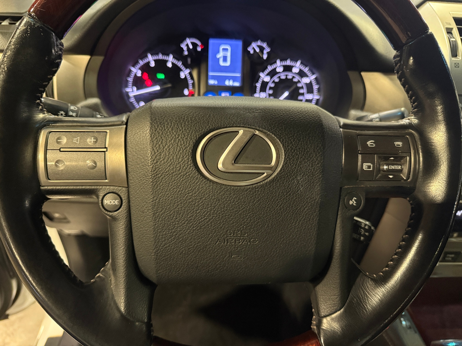 Thumbnail: 2016 Lexus GX - 4