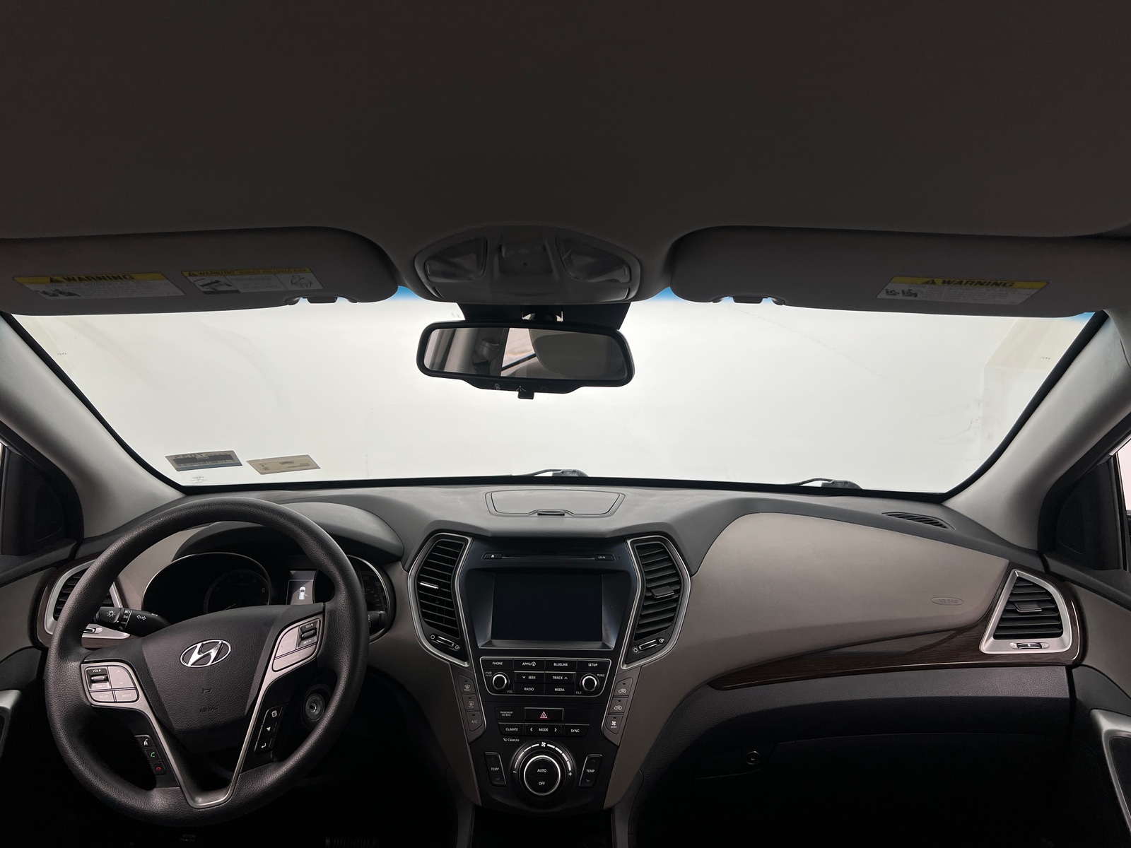 Thumbnail: 2018 Hyundai Santa Fe - 3