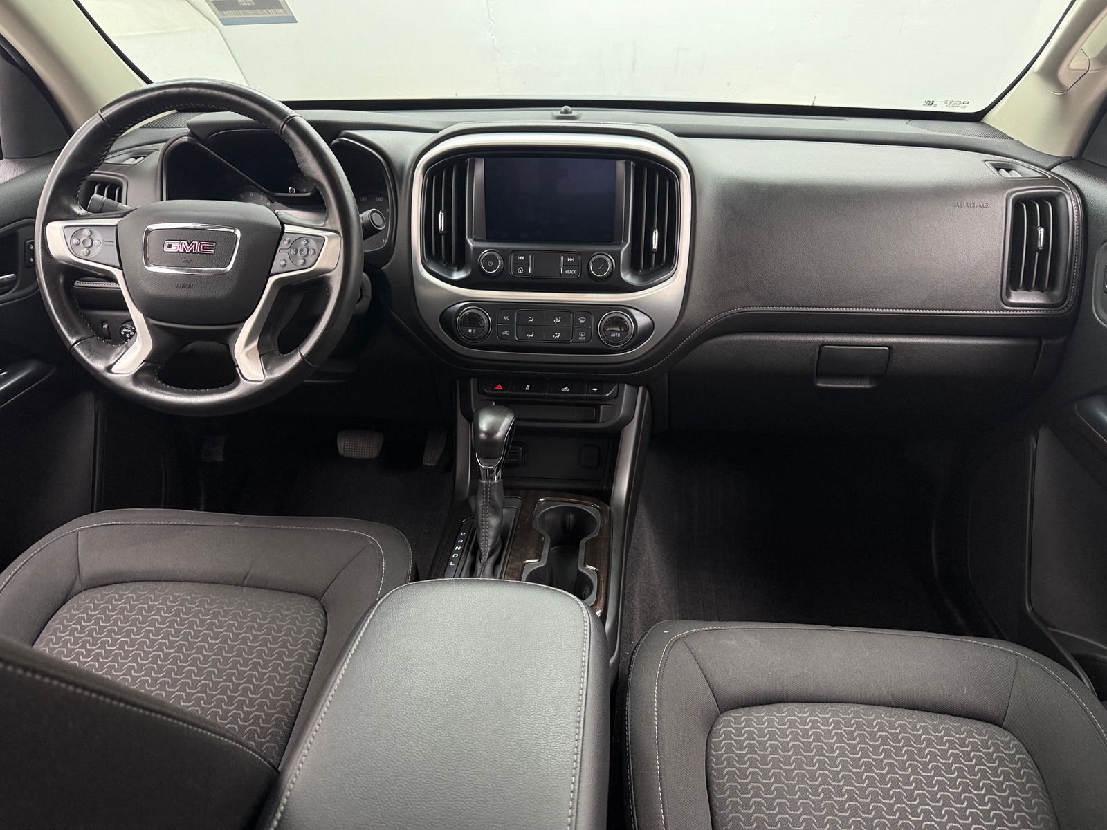 Thumbnail: 2022 GMC Canyon - 3
