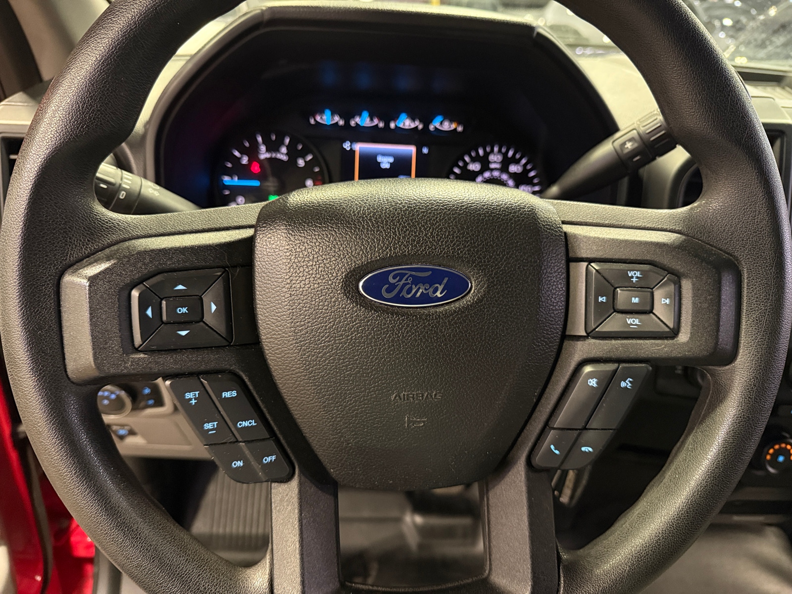 Thumbnail: 2016 Ford Econoline - 5