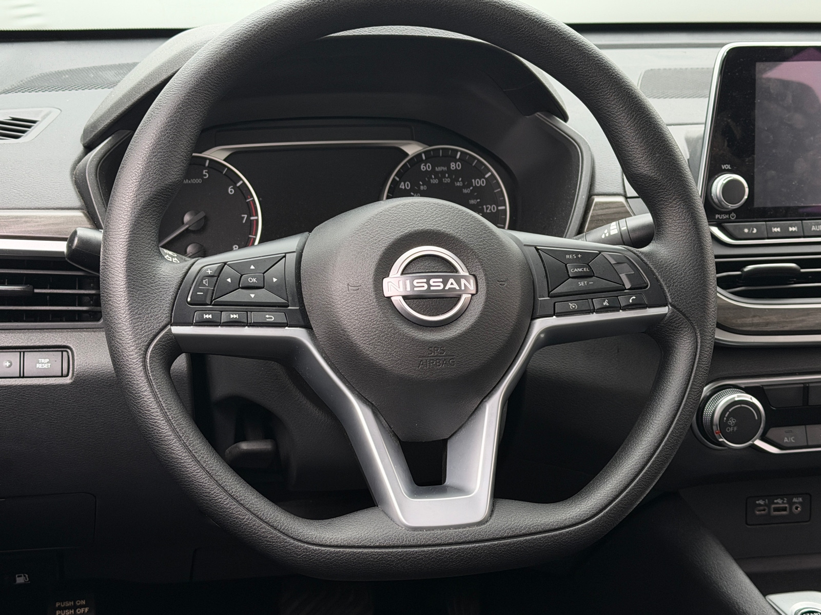 Thumbnail: 2025 Nissan Altima - 5