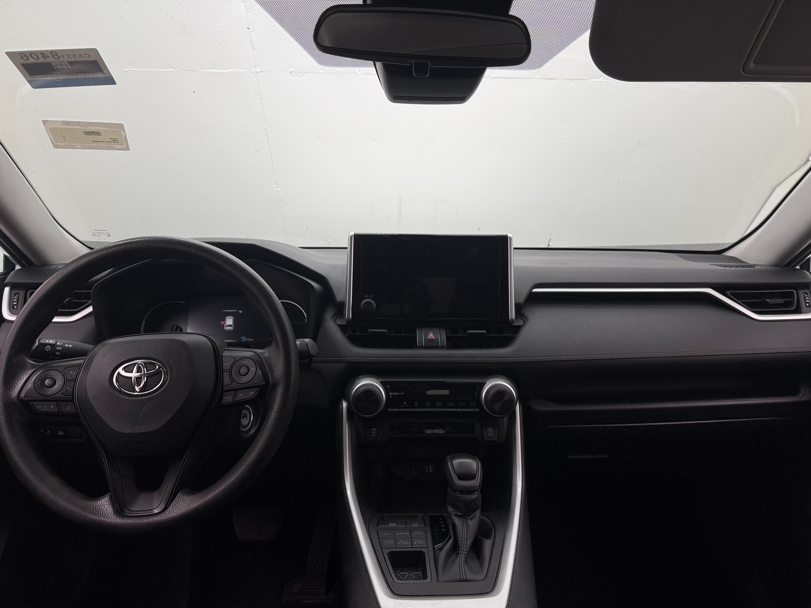 Thumbnail: 2023 Toyota RAV4 - 3