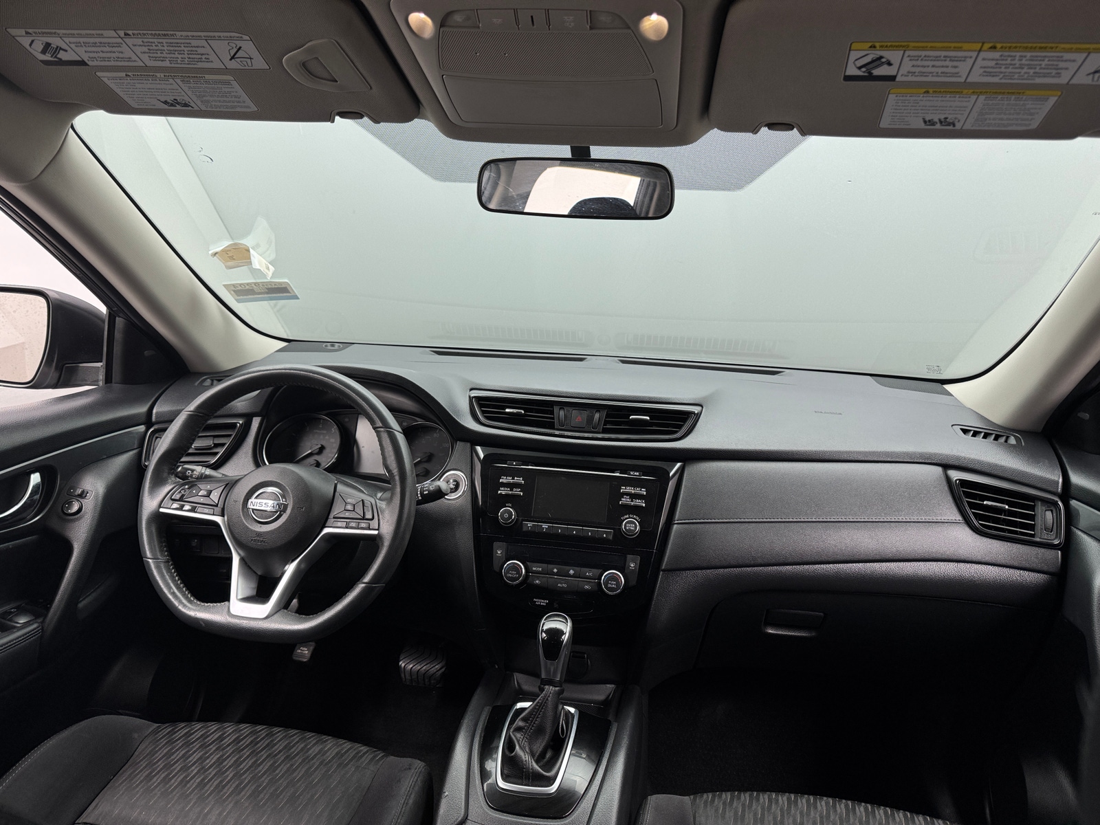 Thumbnail: 2017 Nissan Rogue - 3