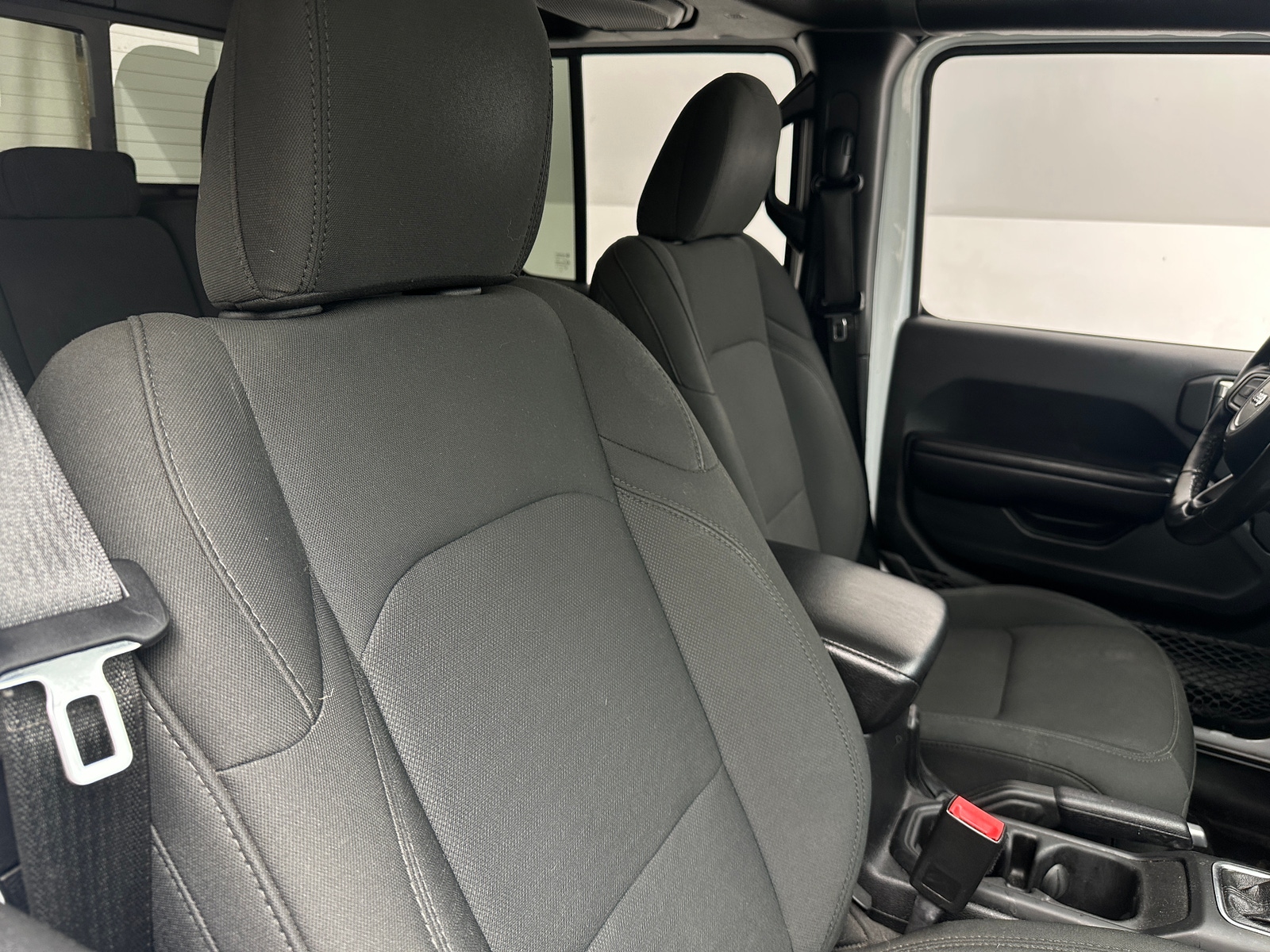 Thumbnail: 2021 Jeep Gladiator - 2