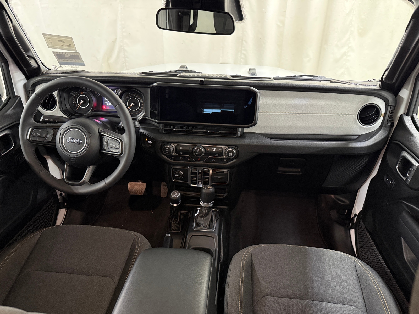 Thumbnail: 2025 Jeep Wrangler - 3