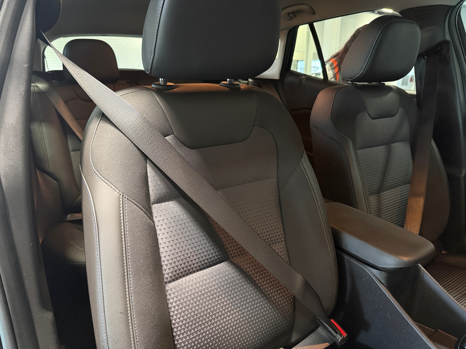 Thumbnail: 2025 Chevrolet Trax - 2