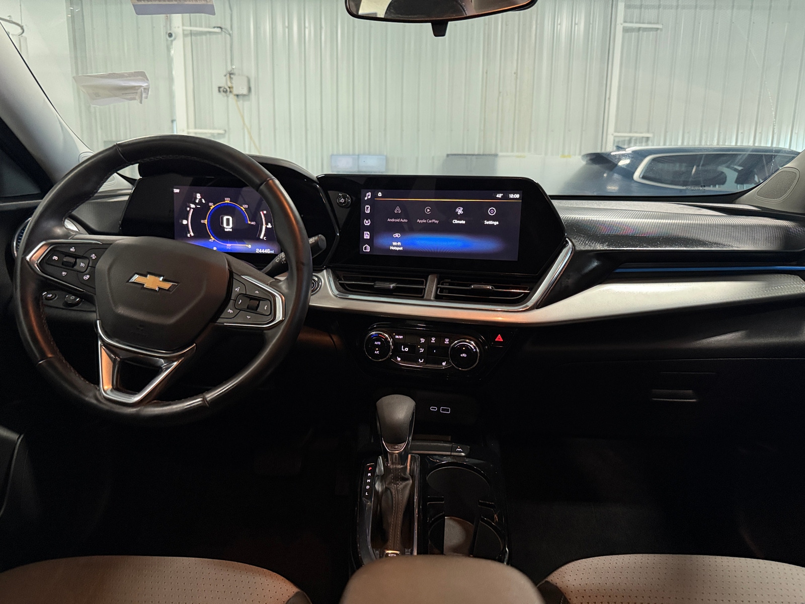 Thumbnail: 2025 Chevrolet Trax - 3