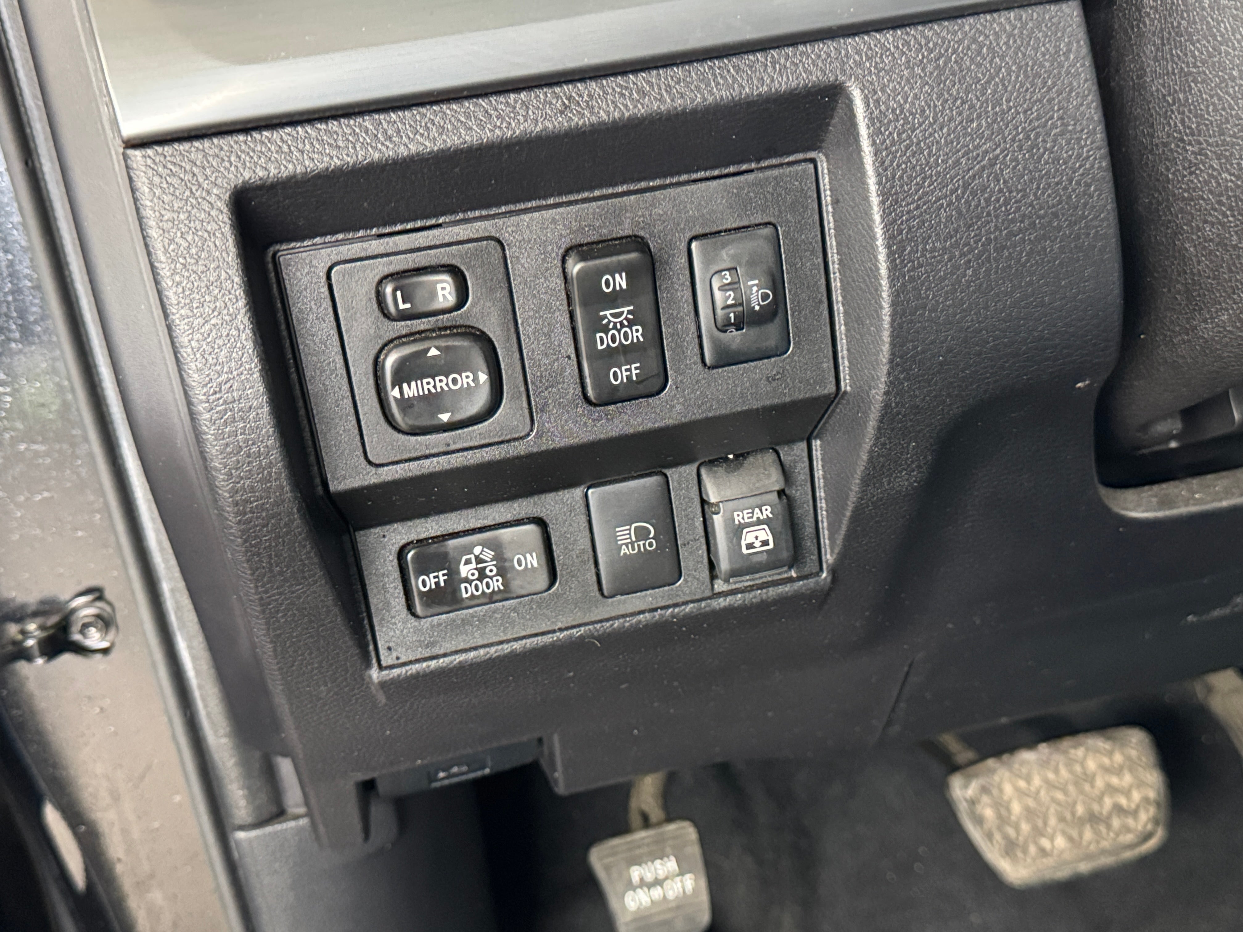 2020 Toyota Tundra TRD Pro - Photo 14